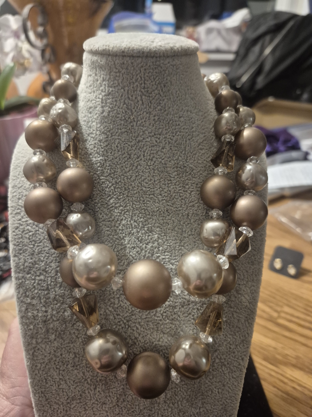 Double-Strand Pearl Effect Necklace in Bronze and Pearlescent Tones